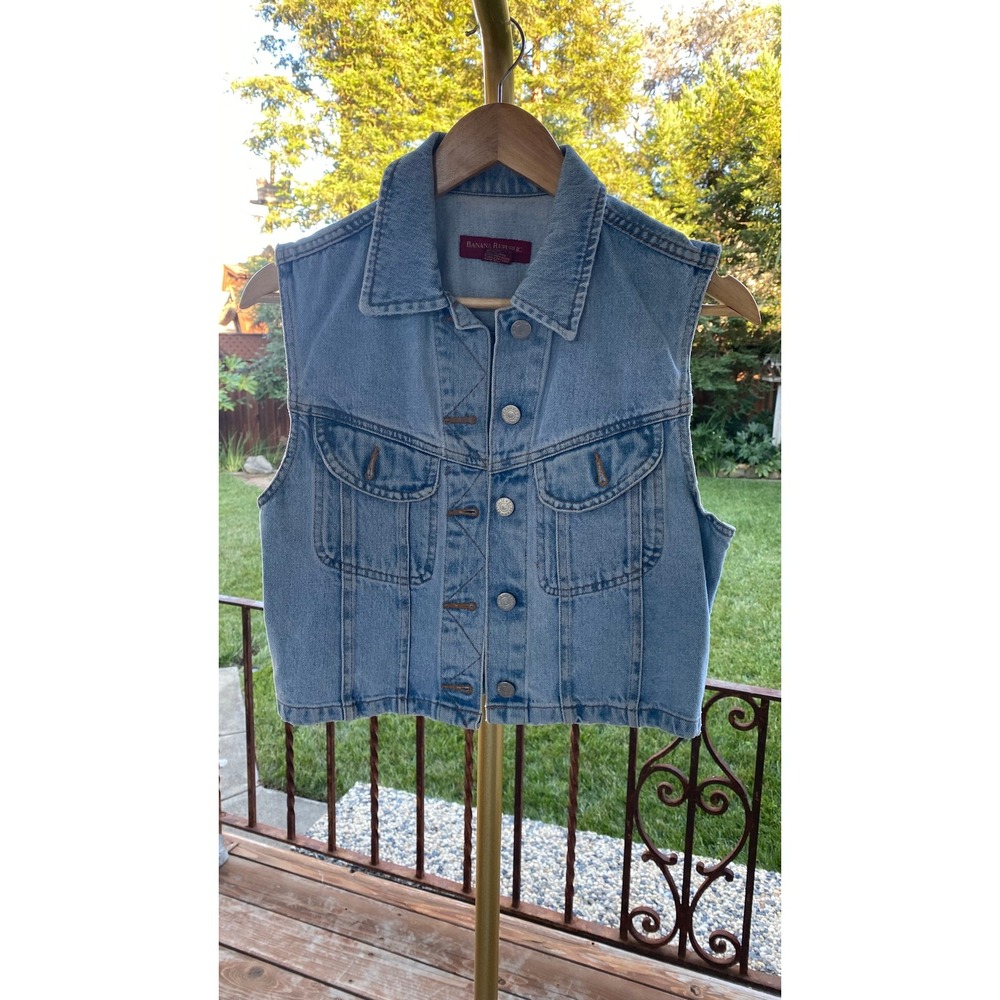 Banana Republic Vintage Denim Crop Vest Light Wash Blue Cotton Womens Small USA - Picture 1 of 6